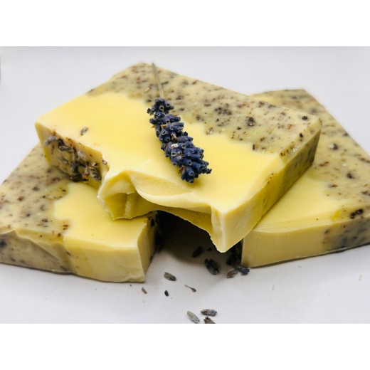 Săpun natural cu ulei de măsline, lavandă și rozmarin, 100g